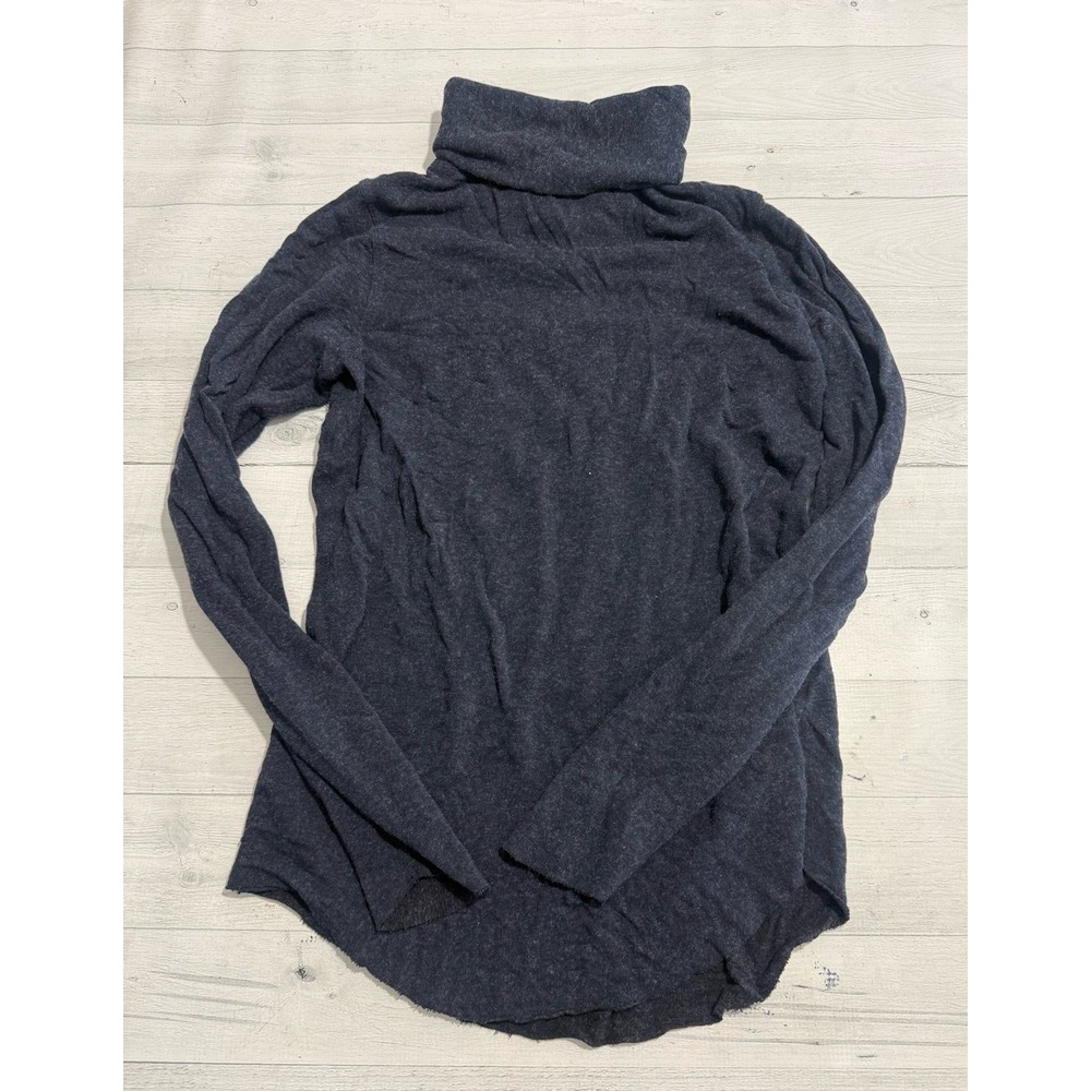 Kit and Ace women's turtle neck long sleeve shirt women's size 10